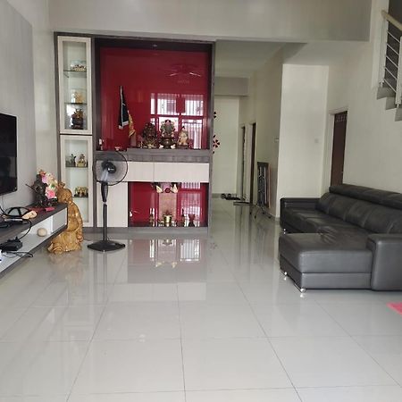 Kuala Selangor Botanic 4R3B Homestay 15Pax Exteriér fotografie