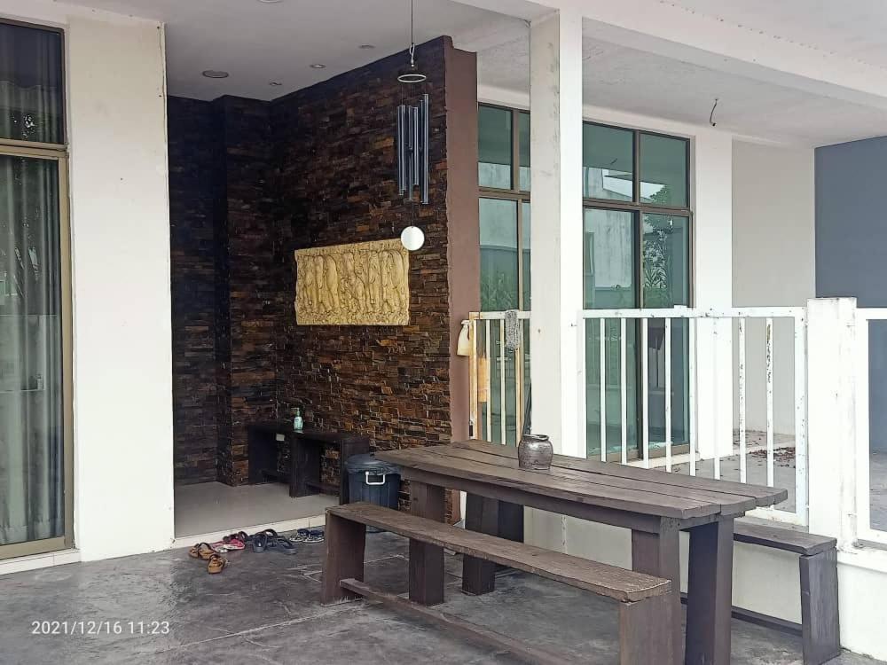 Kuala Selangor Botanic 4R3B Homestay 15Pax Exteriér fotografie