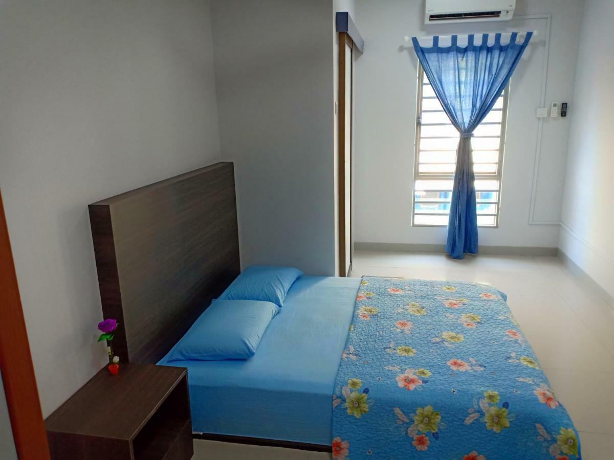 Kuala Selangor Botanic 4R3B Homestay 15Pax Exteriér fotografie