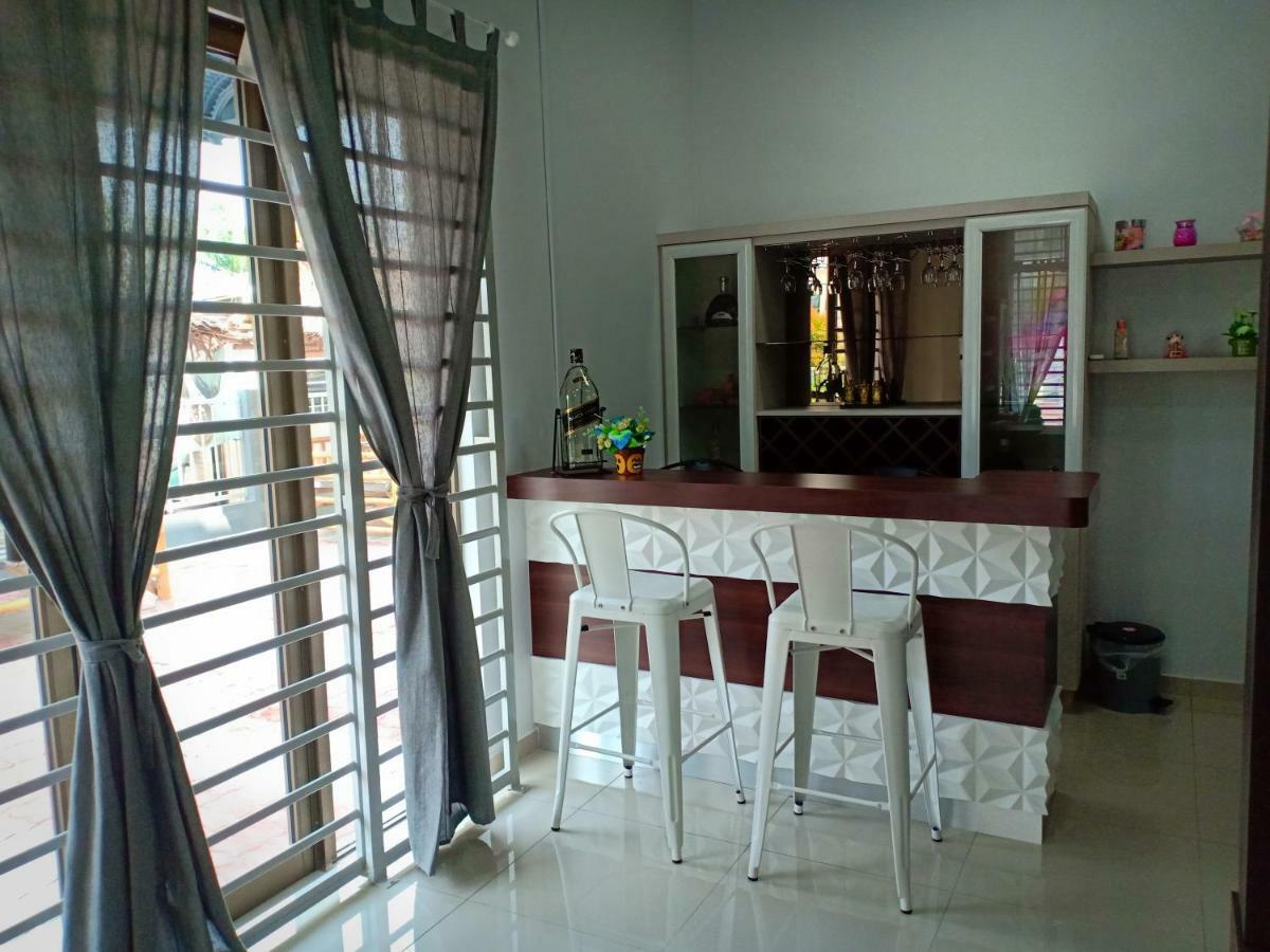 Kuala Selangor Botanic 4R3B Homestay 15Pax Exteriér fotografie